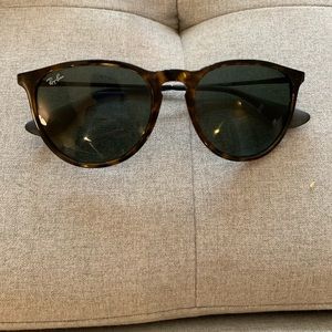 Erika Classic Rayban Sunglasses